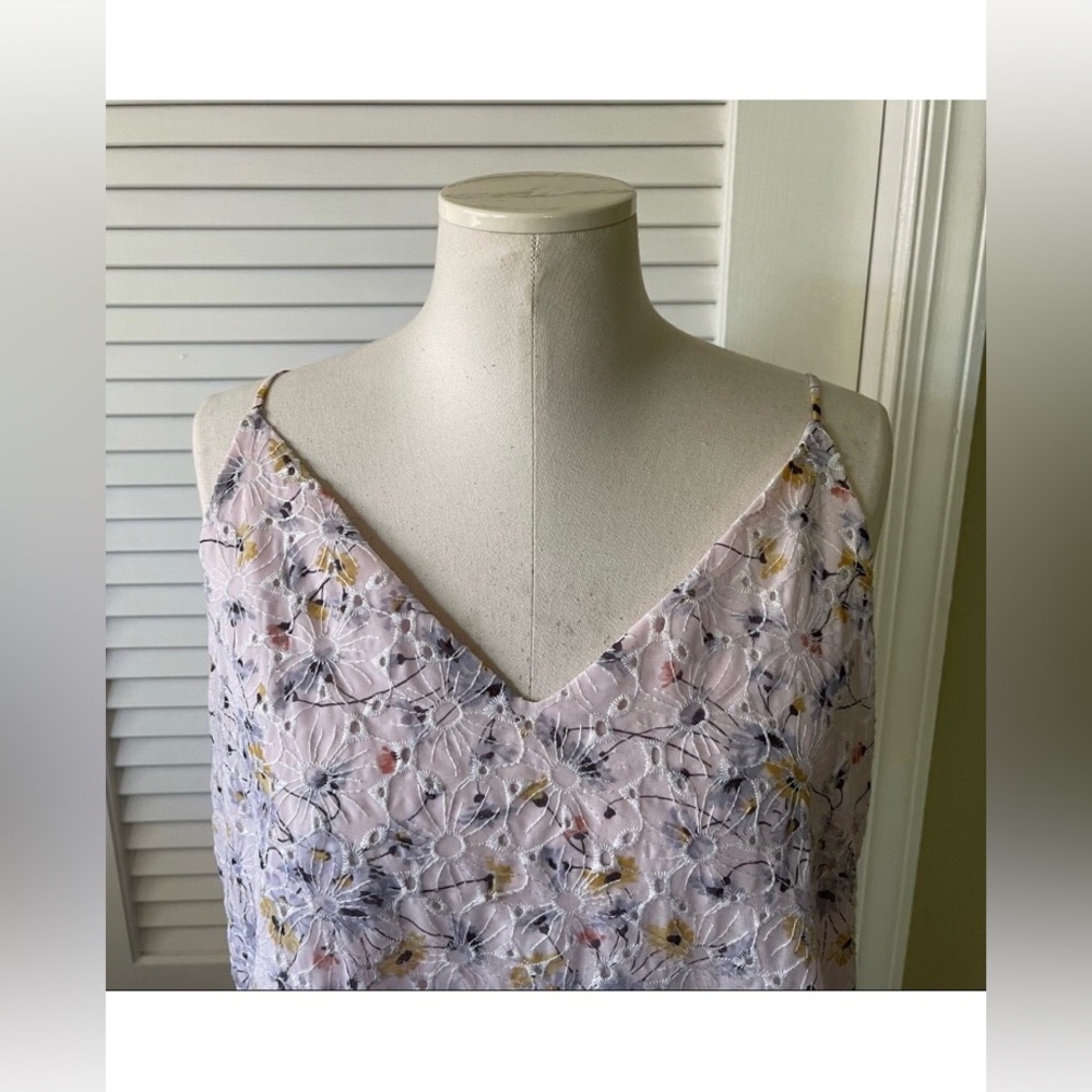 LOFT Pink Floral Eyelet V Neck Bar Back Cami Tank Top Blouse - Picture 2 of 7